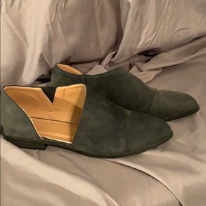 Women’s grey shoes